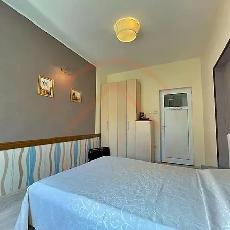 Elite Central 2br Maisonette Spacious And Stylish Apartman *