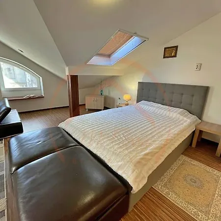 Elite Central 2br Maisonette Spacious And Stylish * Várna