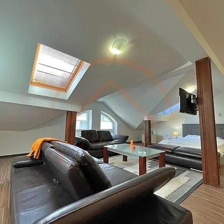 Elite Central 2br Maisonette Spacious And Stylish Apartman *